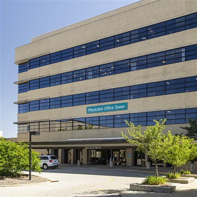 West Allis, WI - 53227 - Aurora Health Center