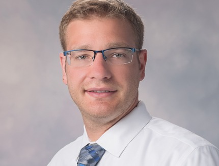 Photo of Simon Crass, MD of Gastroenterology